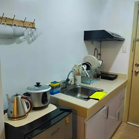 9Th Floor Studio Type Unit With Pool View 902A